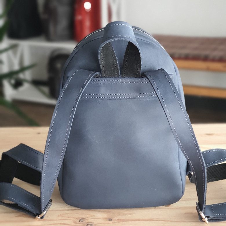 Жіночий шкіряний рюкзак GS 26×18×9 см синій